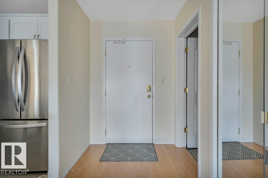 #305 7839 96 ST NW