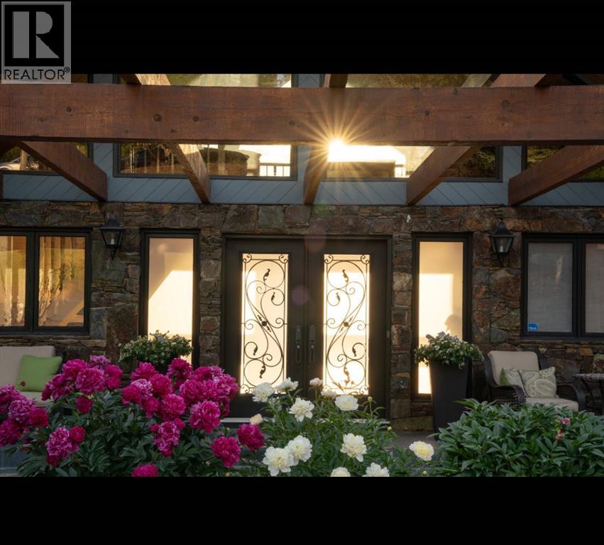 188 Artists View Way