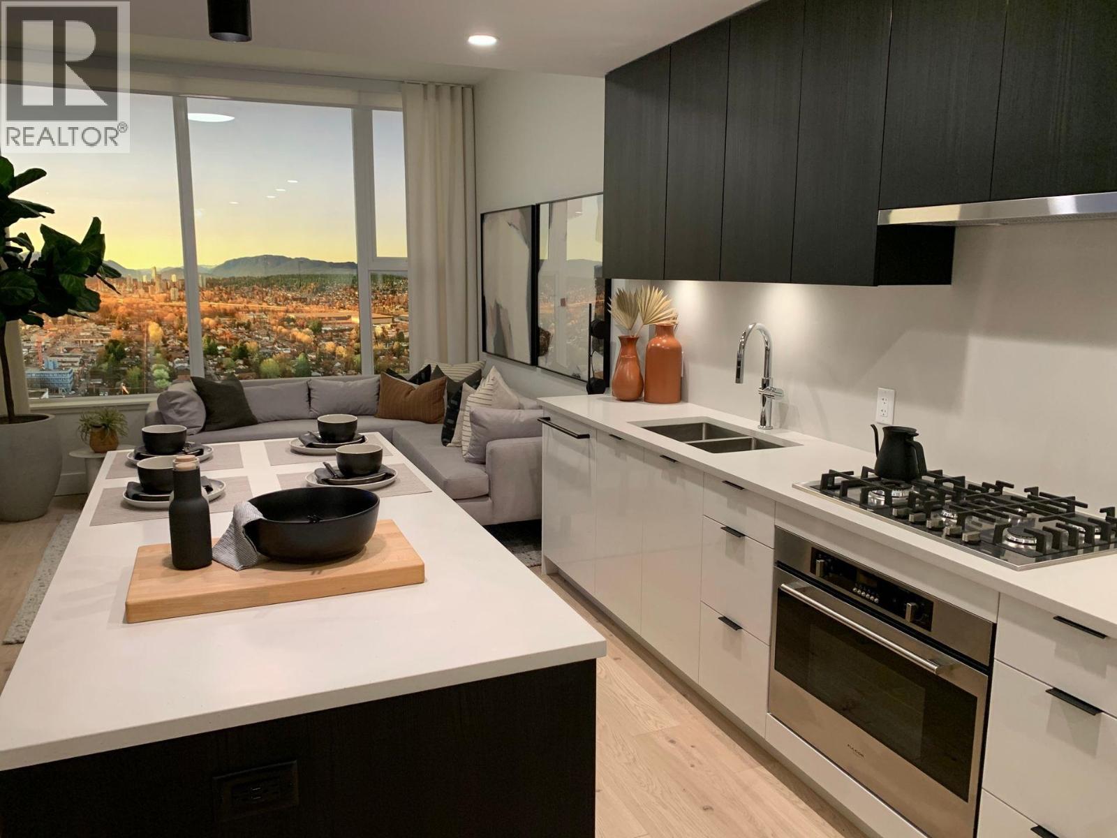 1408 230 KEARY STREET