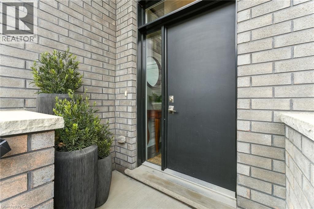 60 ARKELL Road Unit# 33