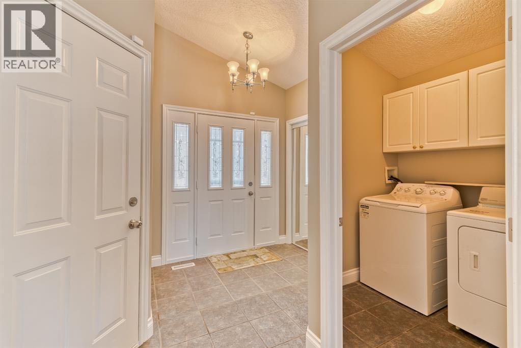 180 Hidden Vale Close NW