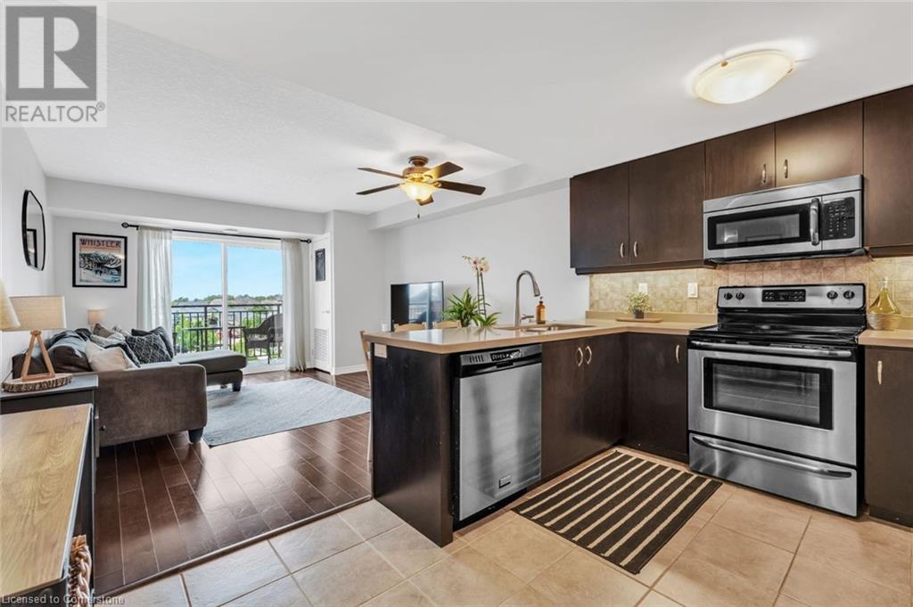 60 LYNNMORE Street Unit# 414