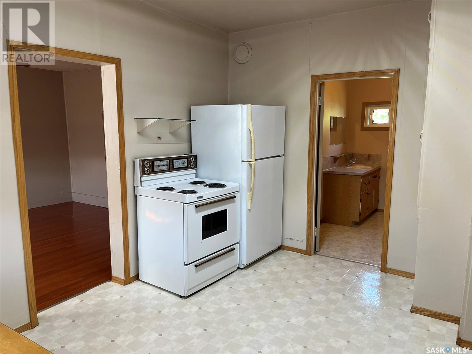 107 1st STREET W