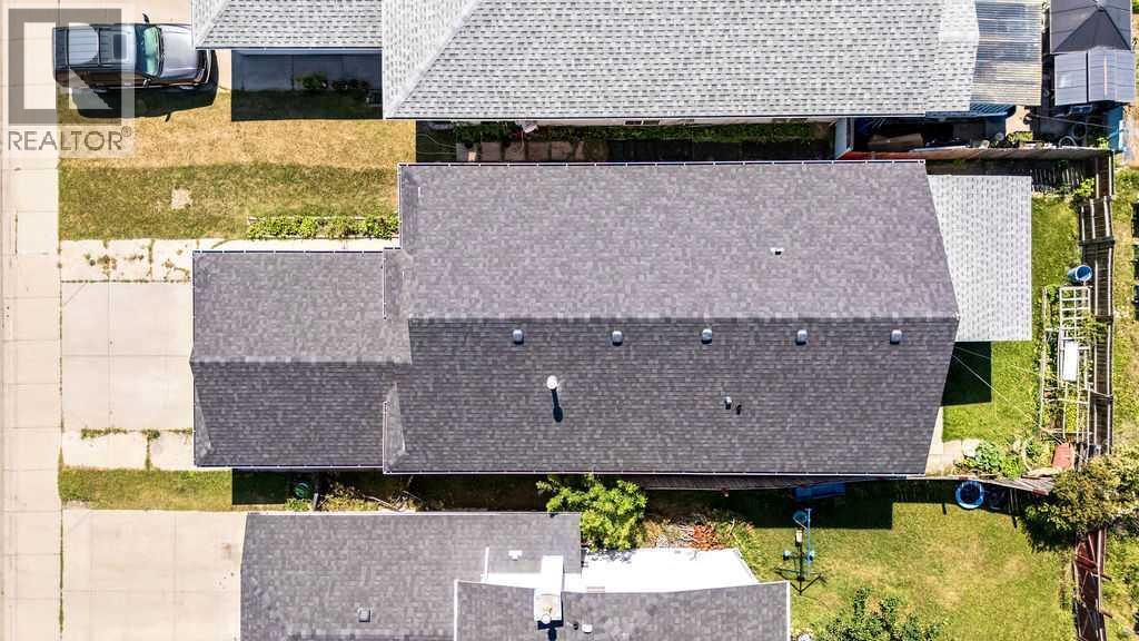 318 Applewood Drive SE