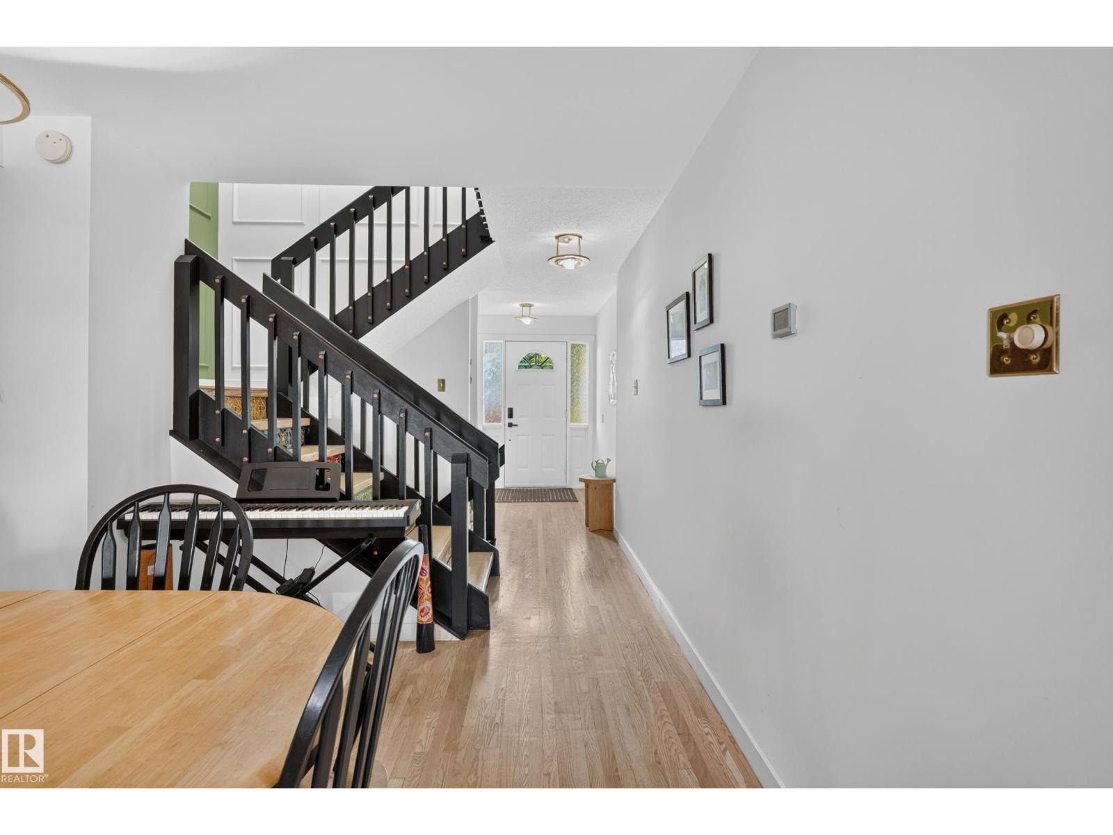 6712 36A AV NW