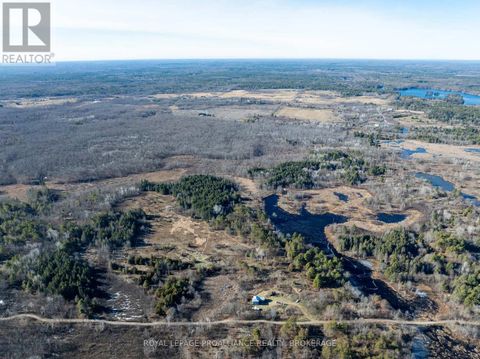 1236 DAVEY ROAD Frontenac (Frontenac Centre) ON K0H2T0