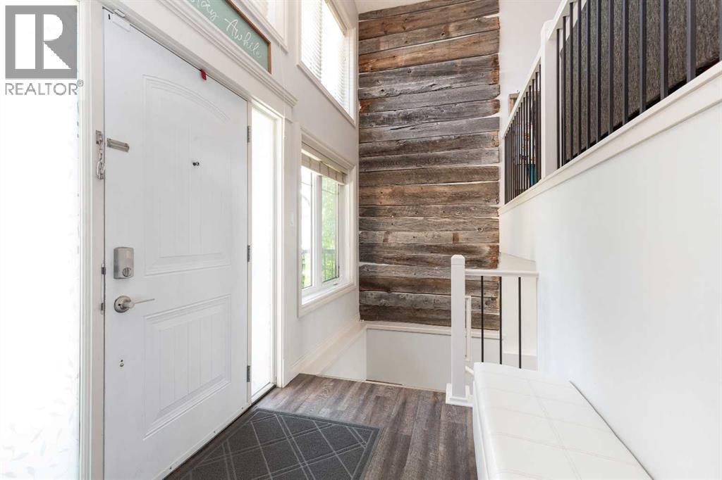 8 Riverton Crescent W