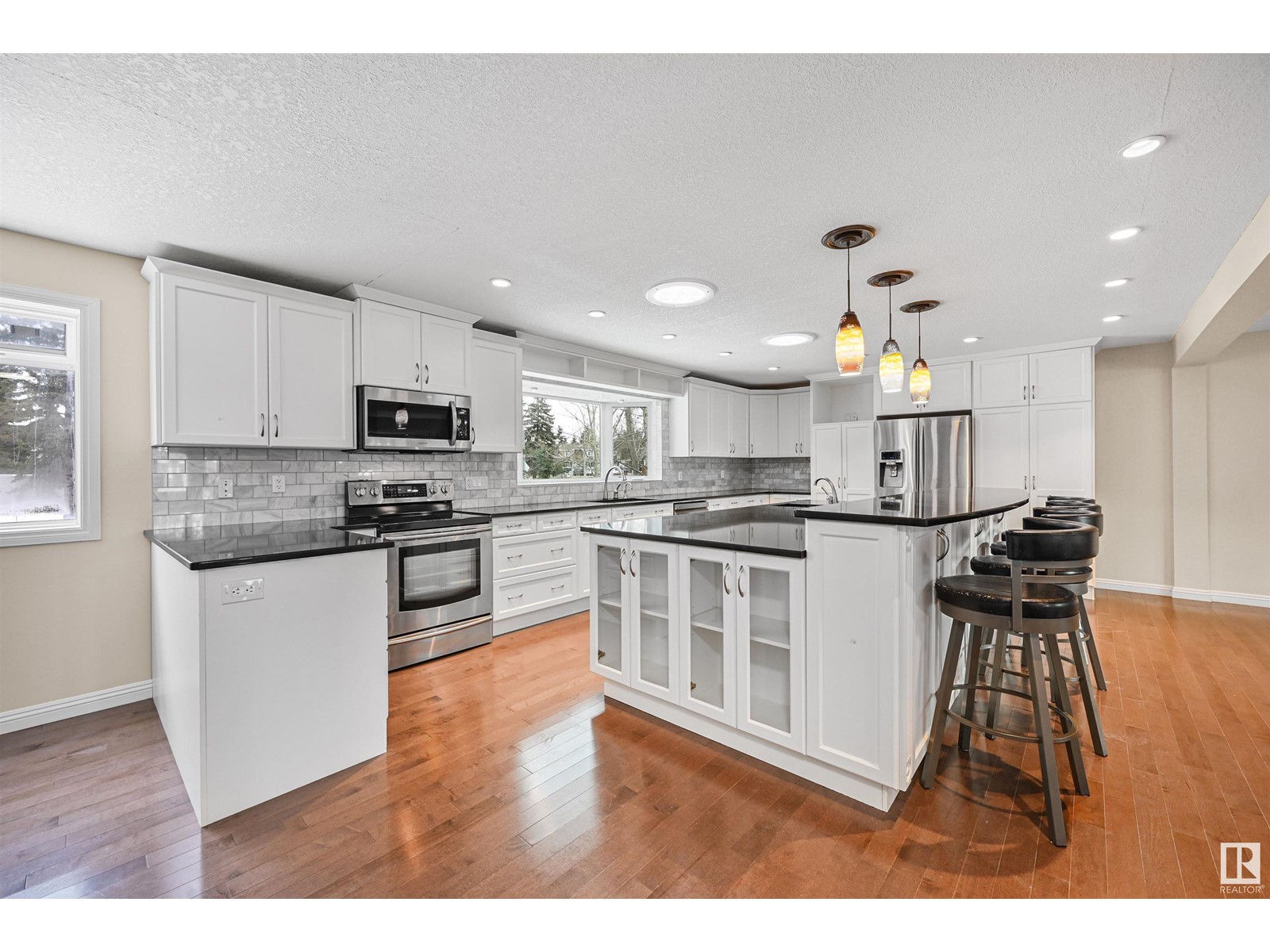 2 WESTBROOK DR NW