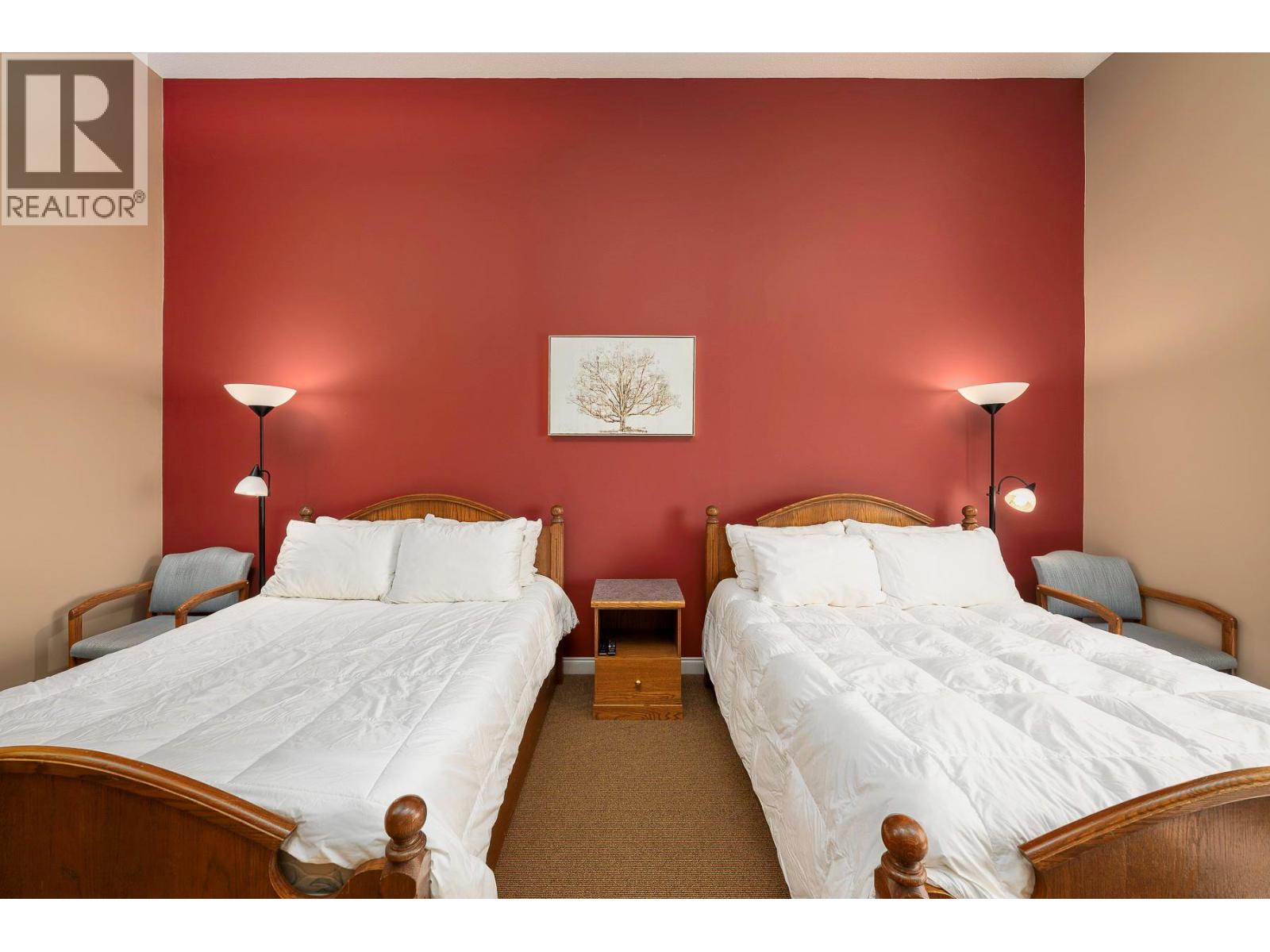 5275 Big White Road Unit# 212