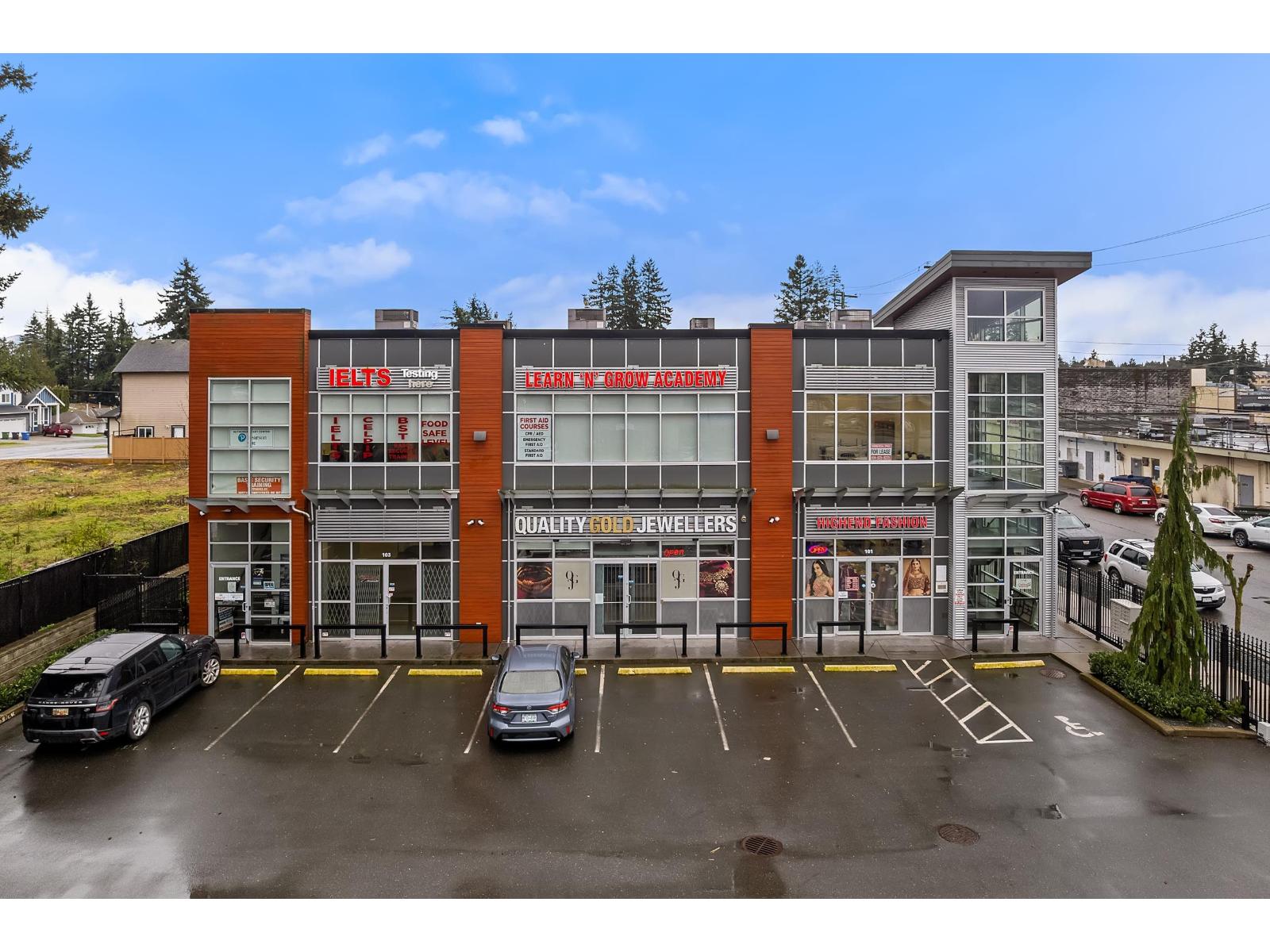 103 2646 AUBURN STREET