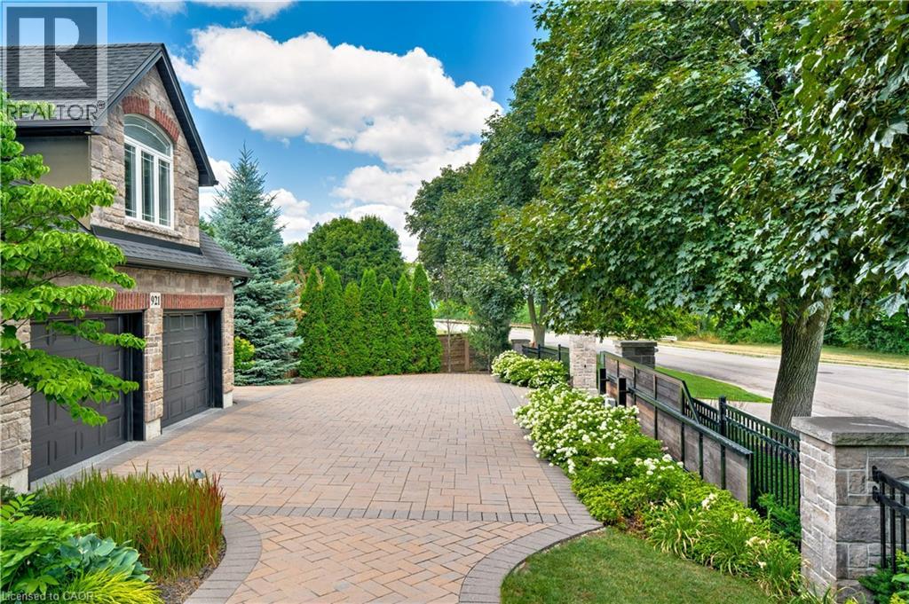 921 SCENIC Drive