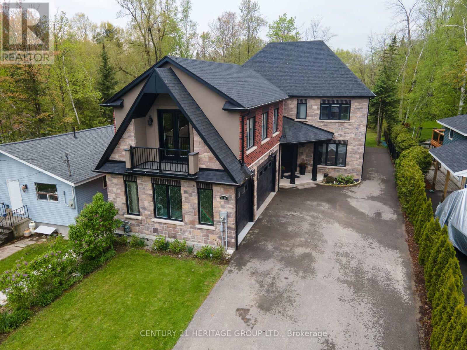 1894 SIMCOE BOULEVARD