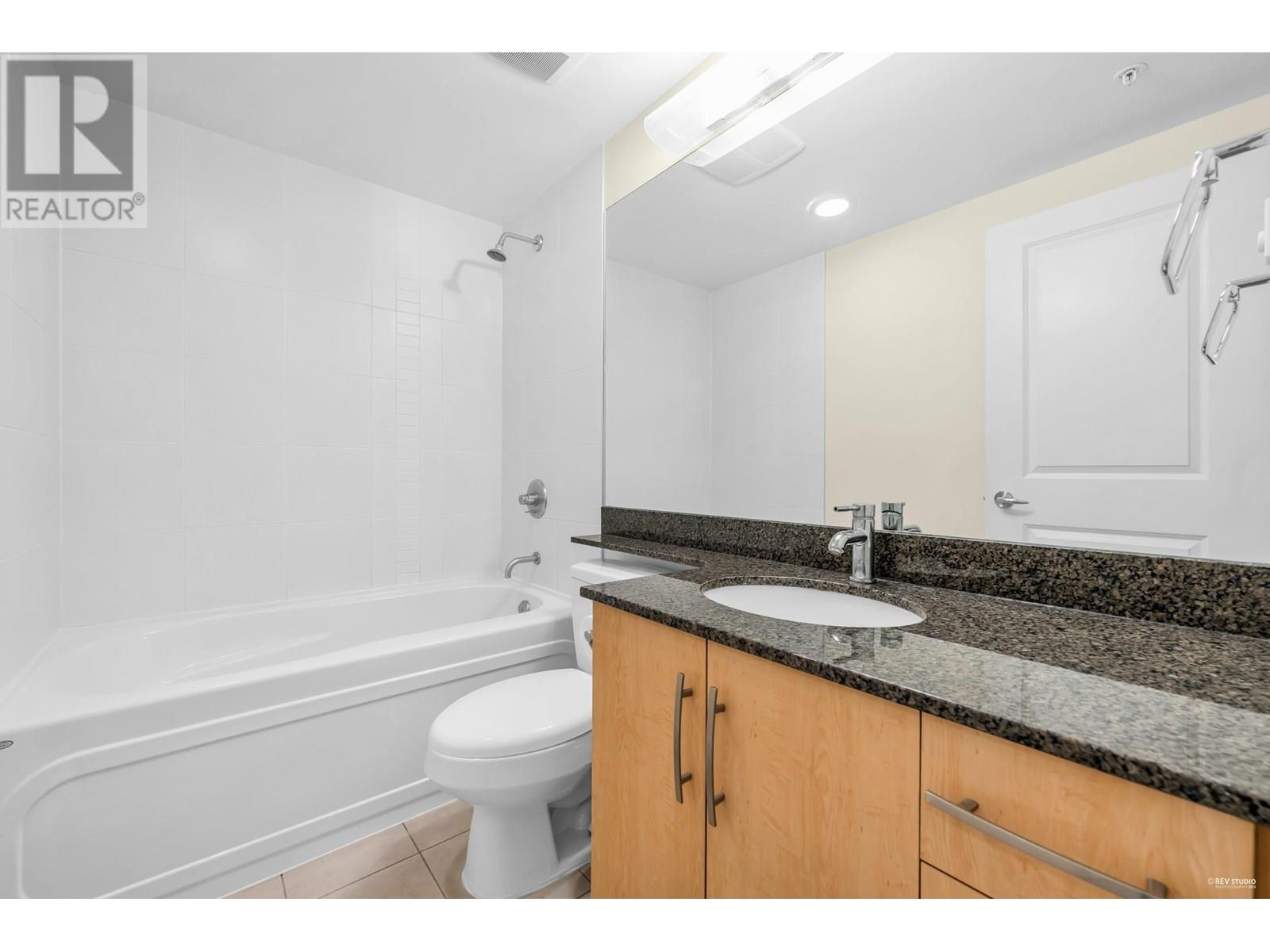 4 6351 BUSWELL STREET