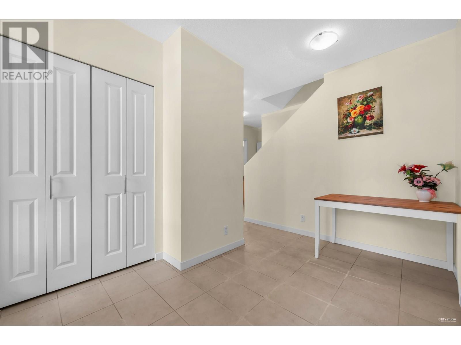 4 6351 BUSWELL STREET