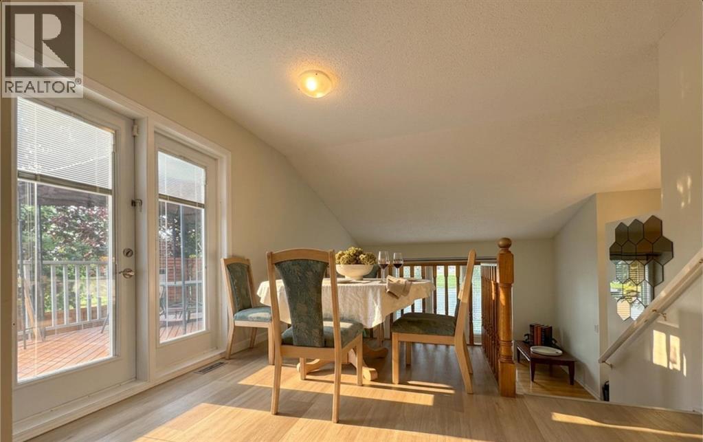 228 ERIN WOODS Drive SE