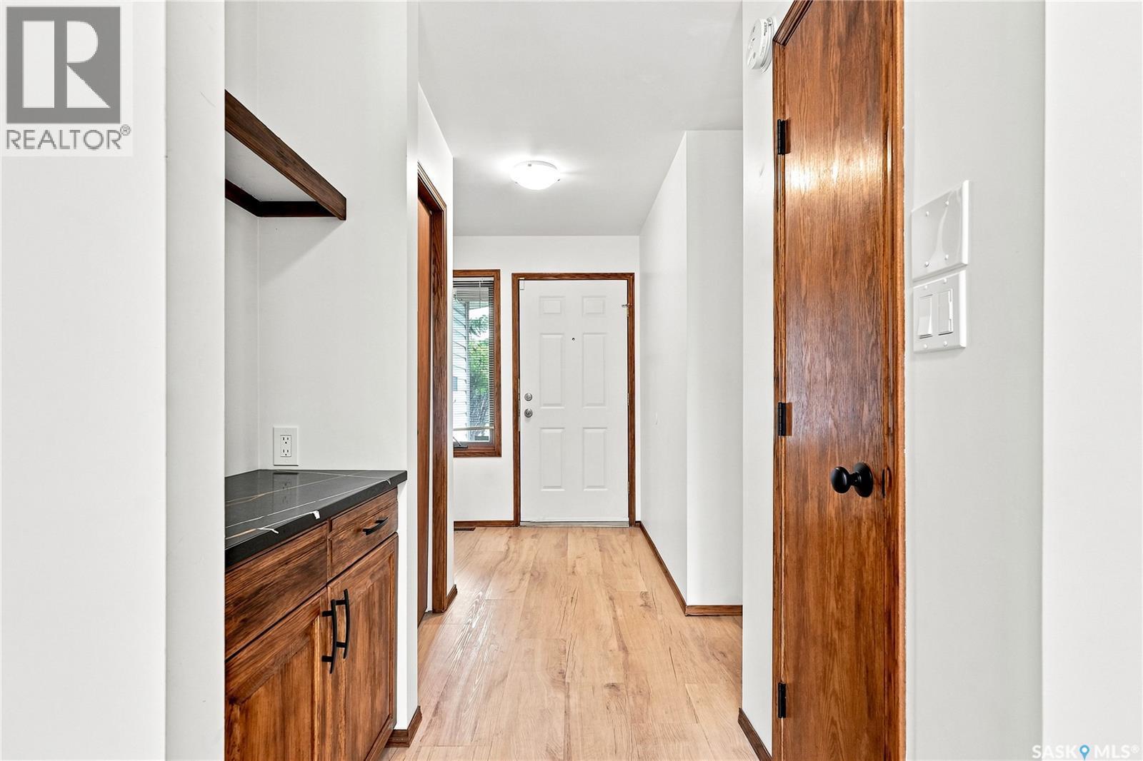 539 Emmeline KEY