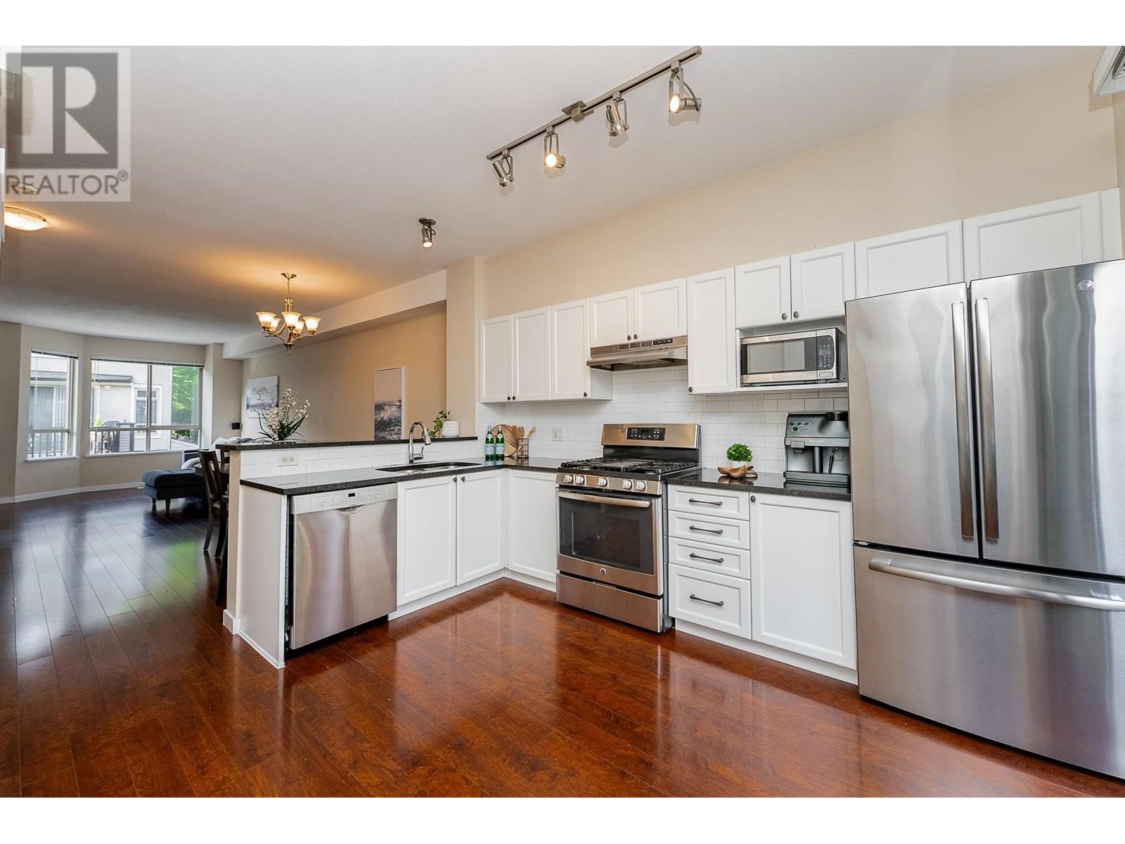 17 100 KLAHANIE DRIVE