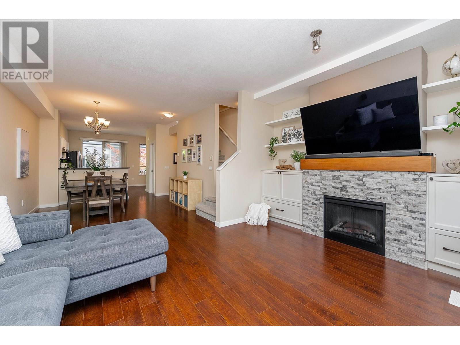 17 100 KLAHANIE DRIVE