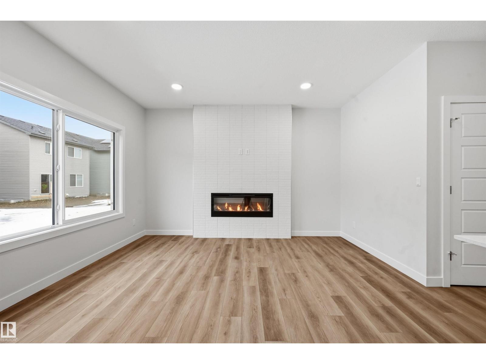 3212 DIXON WY SW
