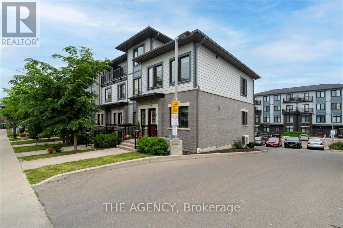 7 FORBES AVENUE