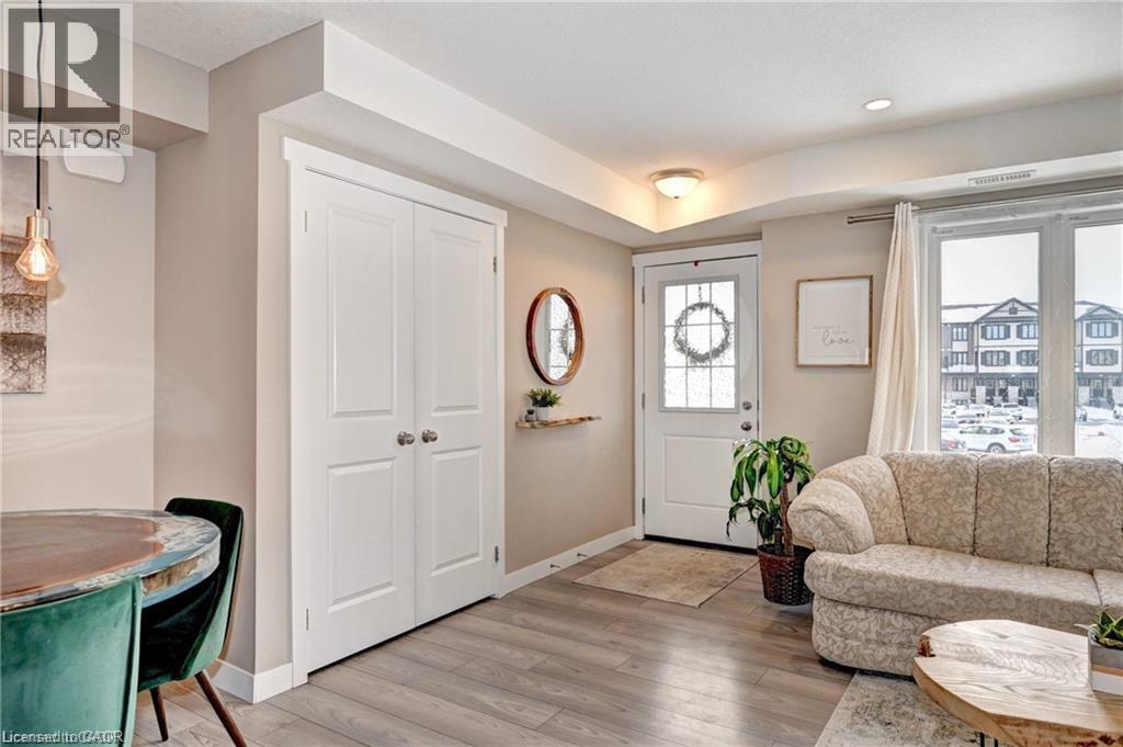 160 ROCHEFORT Street Unit# E5