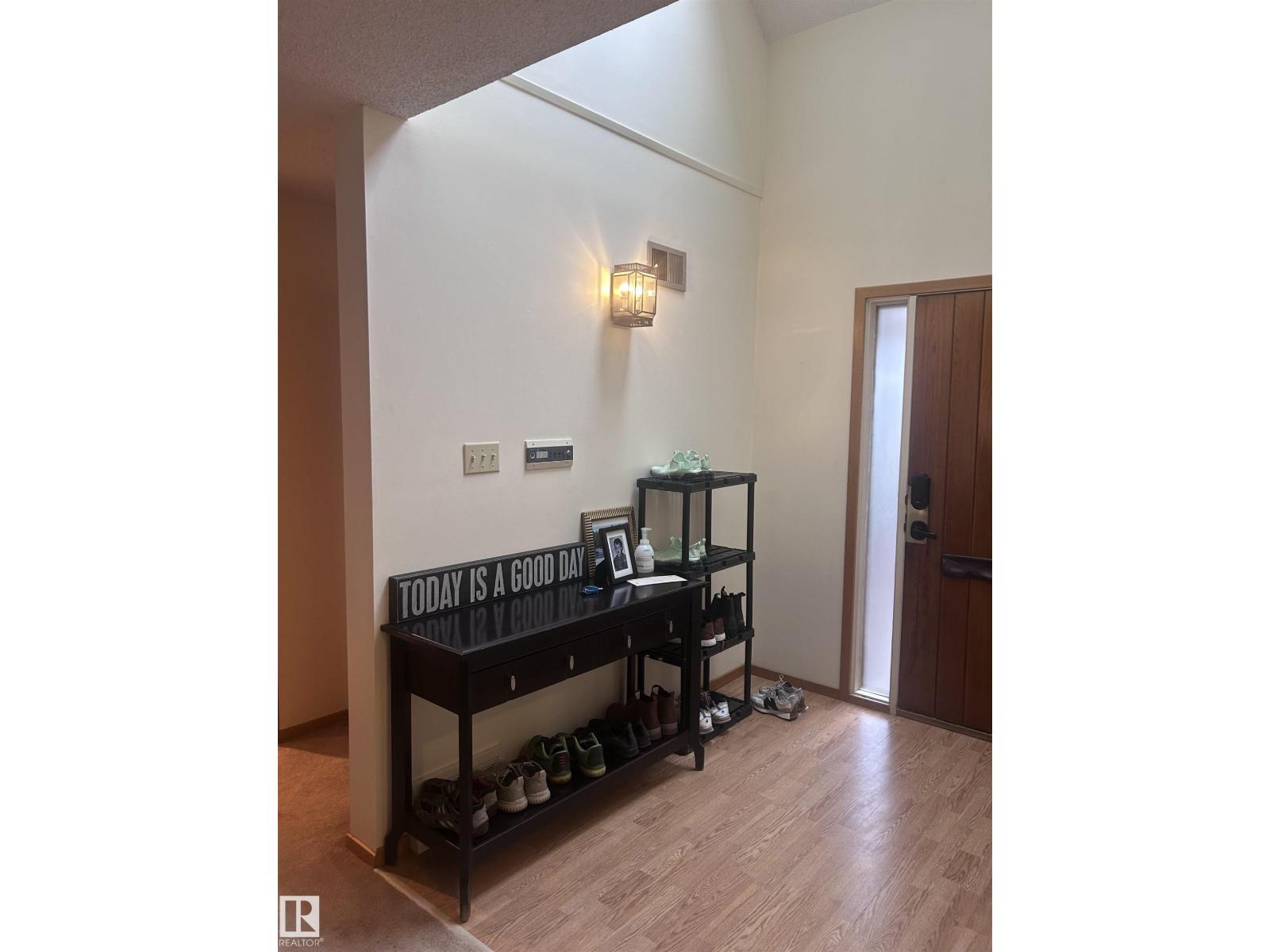 #23 500 LESSARD DR NW