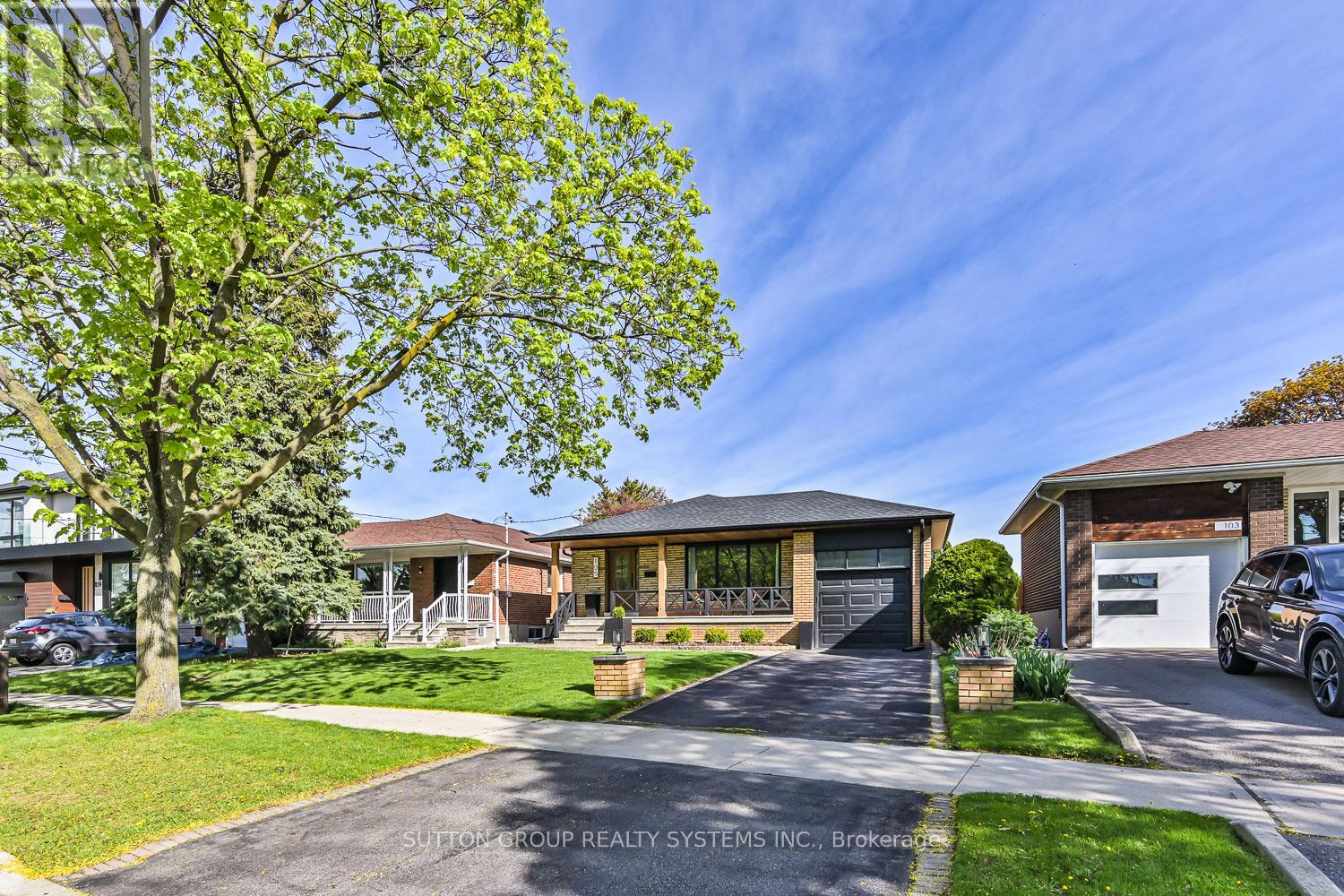 105 CRENDON DRIVE