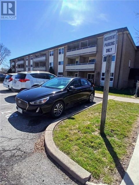 41 RYKERT Street Unit# 402 St. Catharines ON L2S3A4