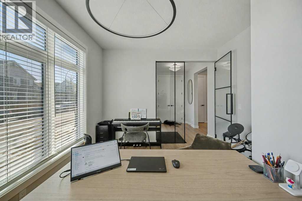 123 Treeline View SW