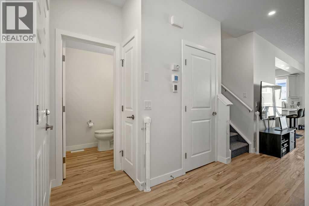 639 Kingsmere Way SE