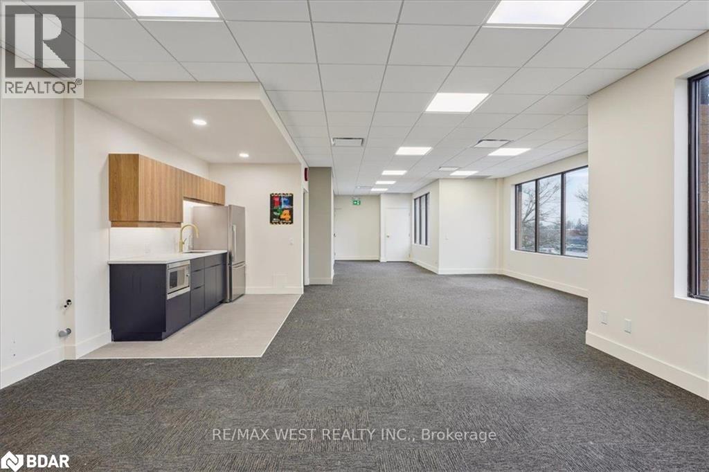 155 FROBISHER Drive Unit# J202