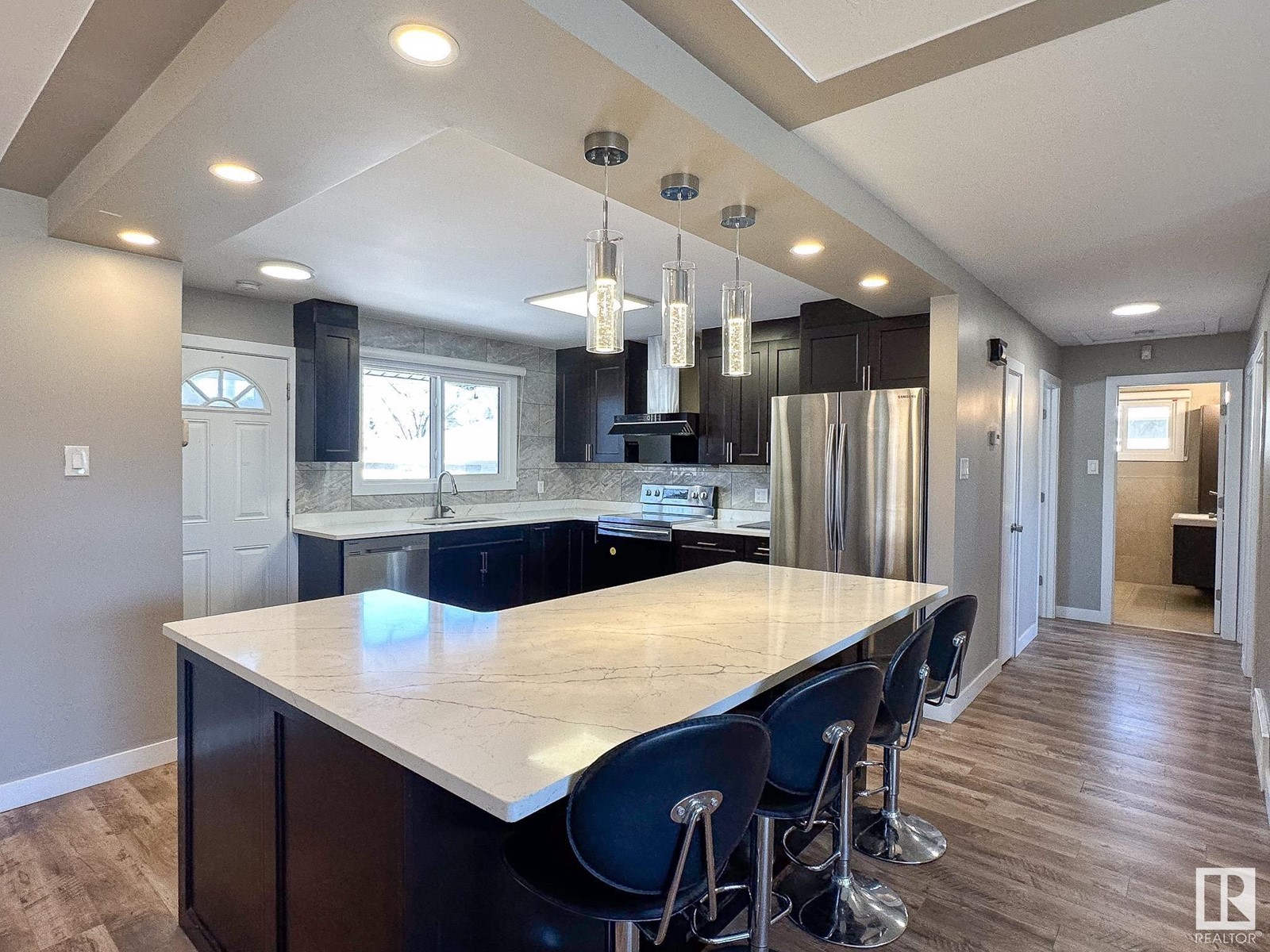 8406 149 ST NW
