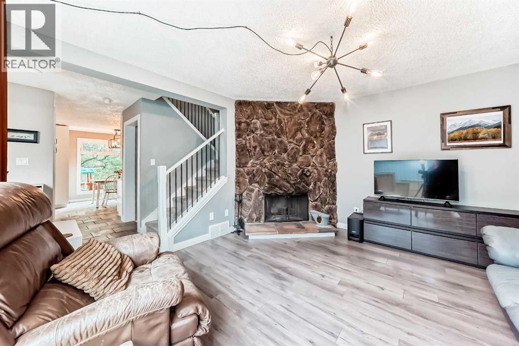 6739 Coach Hill Road SW