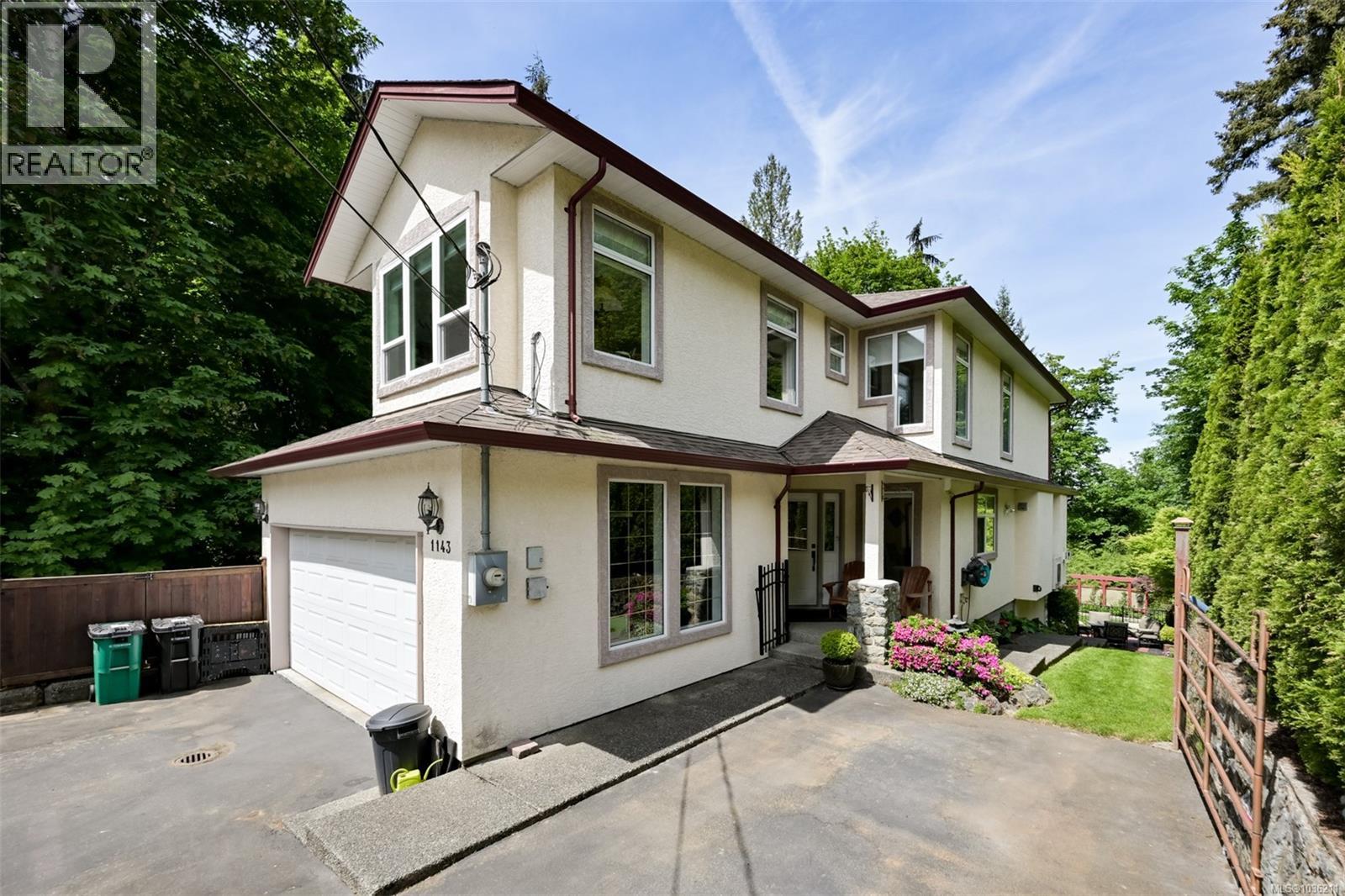 1143 Fern Ridge Dr