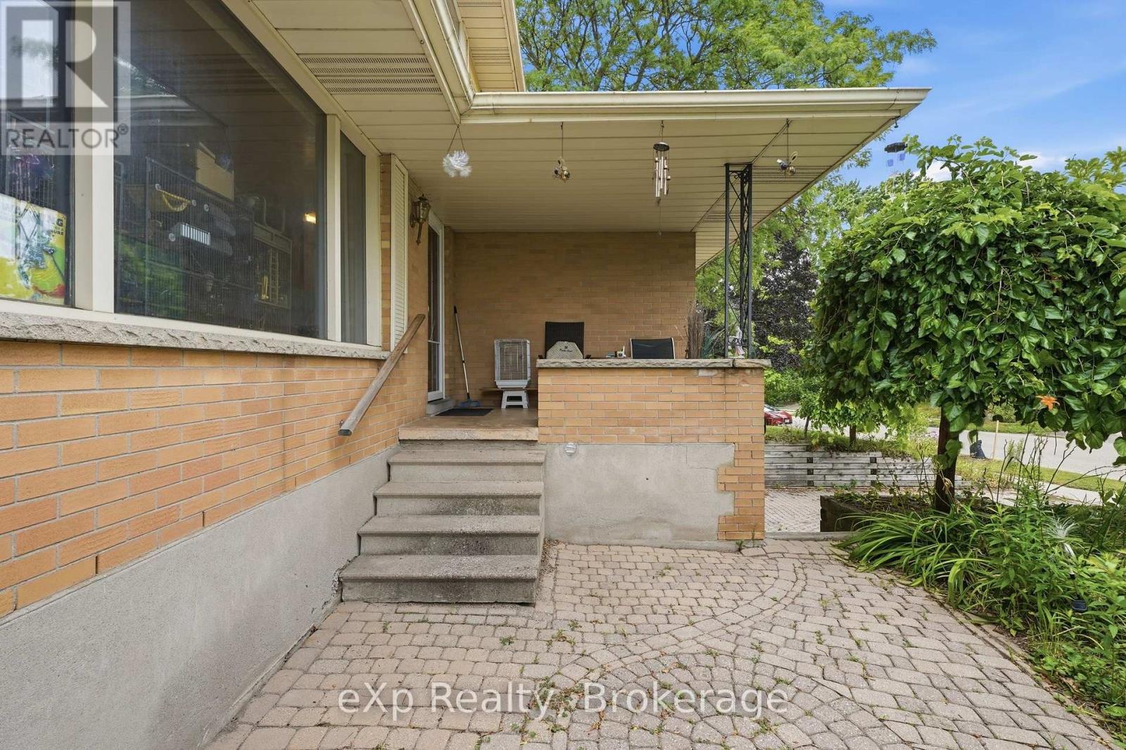 101 CROSBY DRIVE