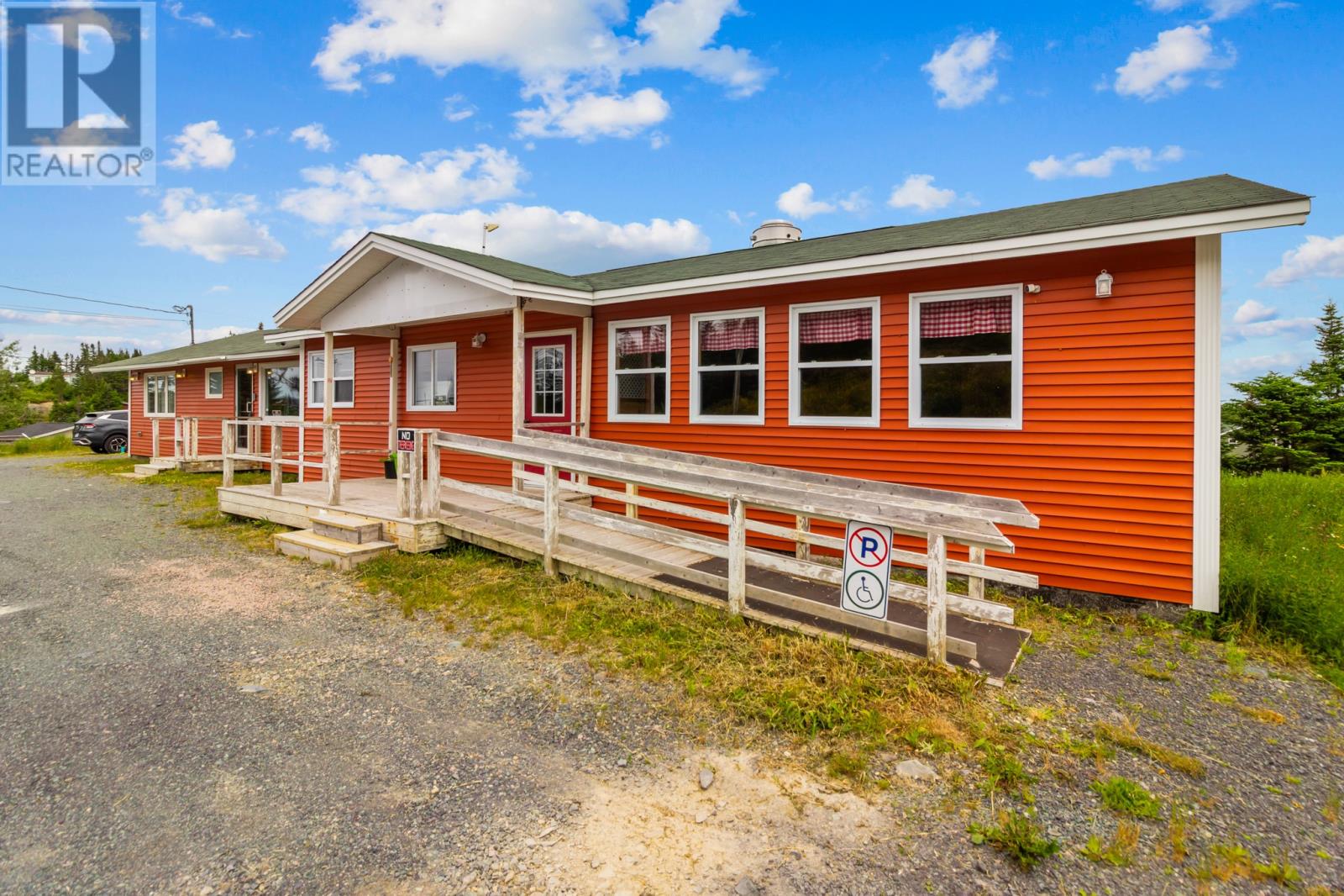 546 Salmonier Line