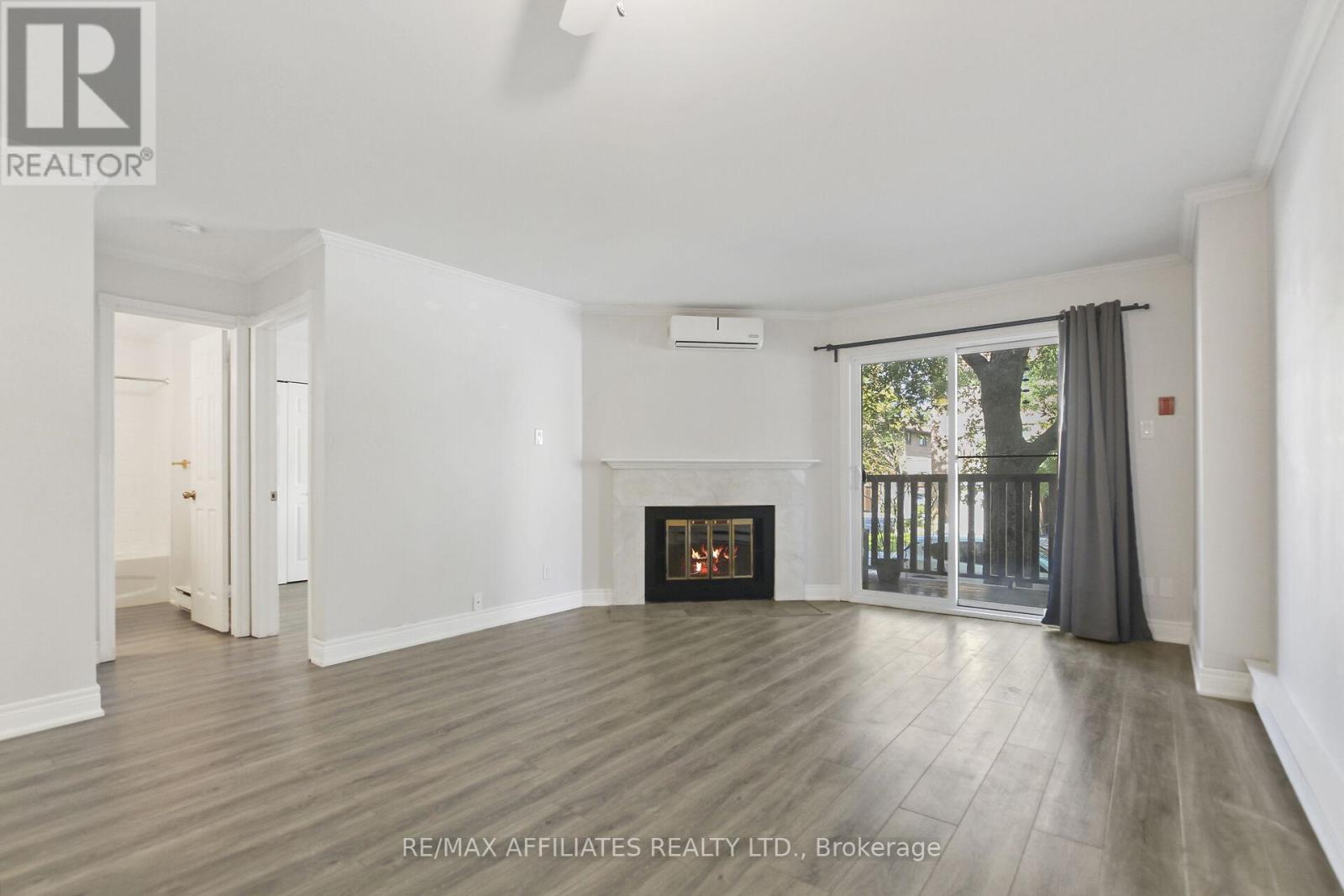 1 - 160 BRUYERE STREET