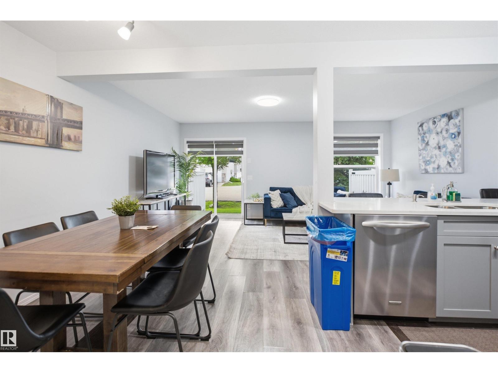 #92 230 Edwards drive SW