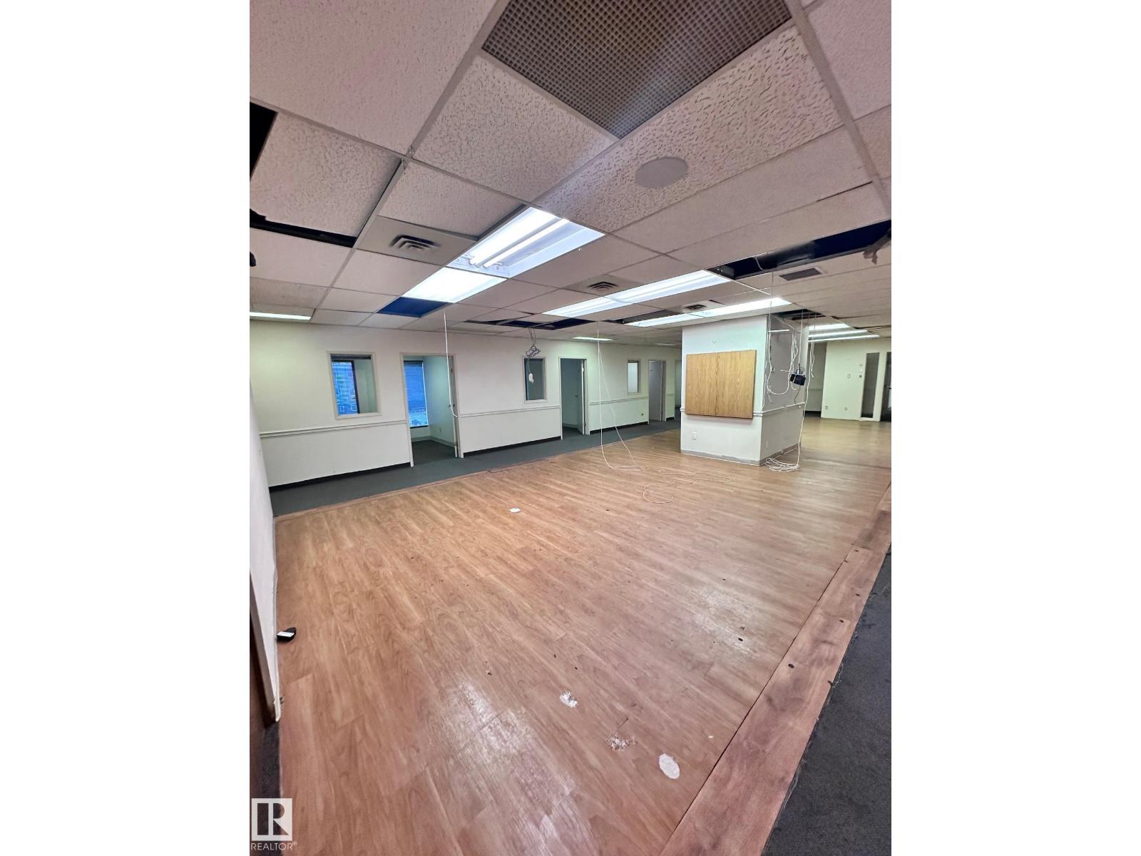 10709 105 ST NW