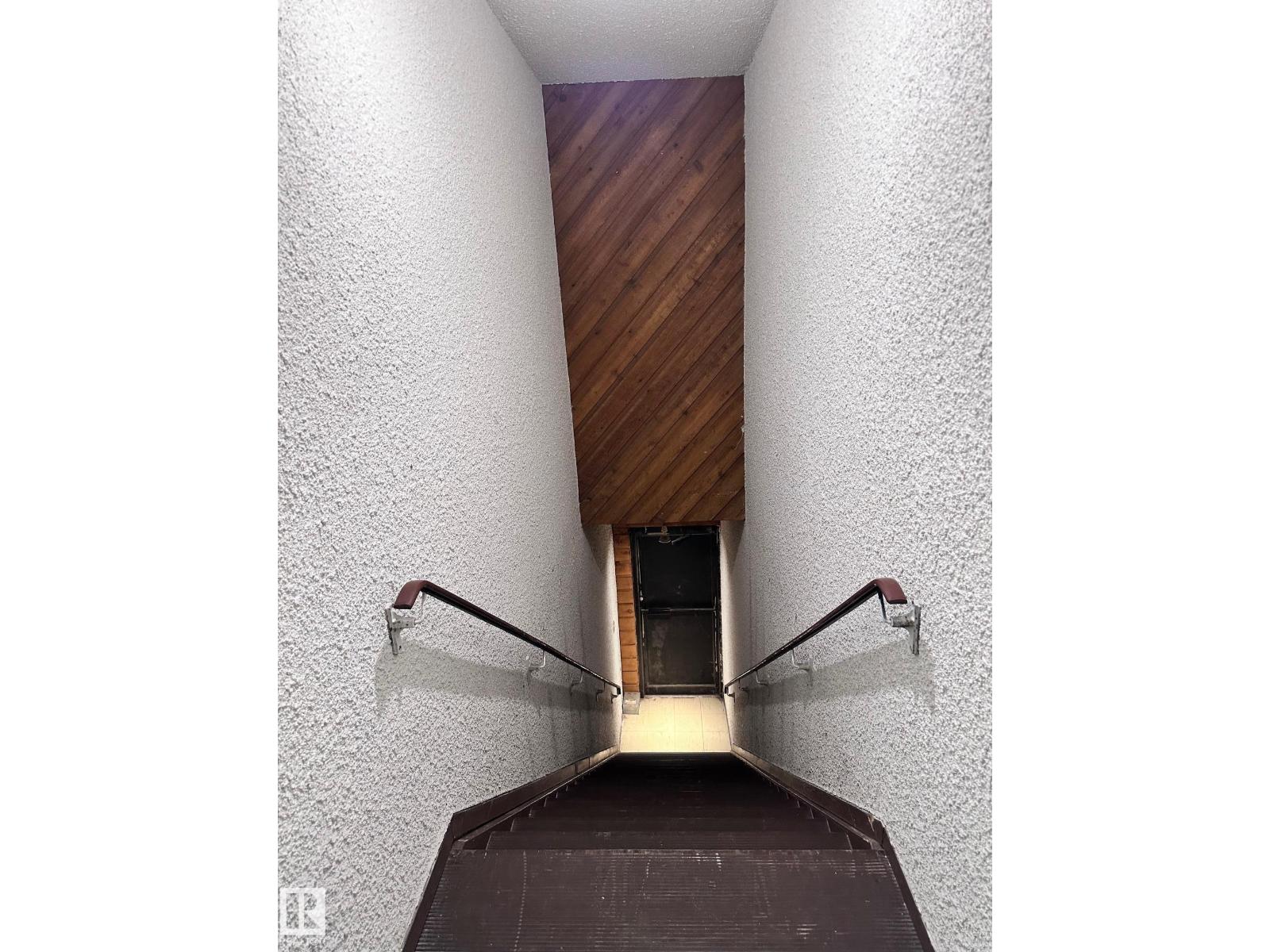 10709 105 ST NW