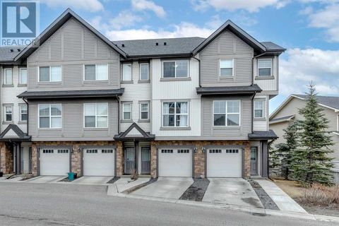 6 New Brighton Point SE Calgary AB T2Z1B9