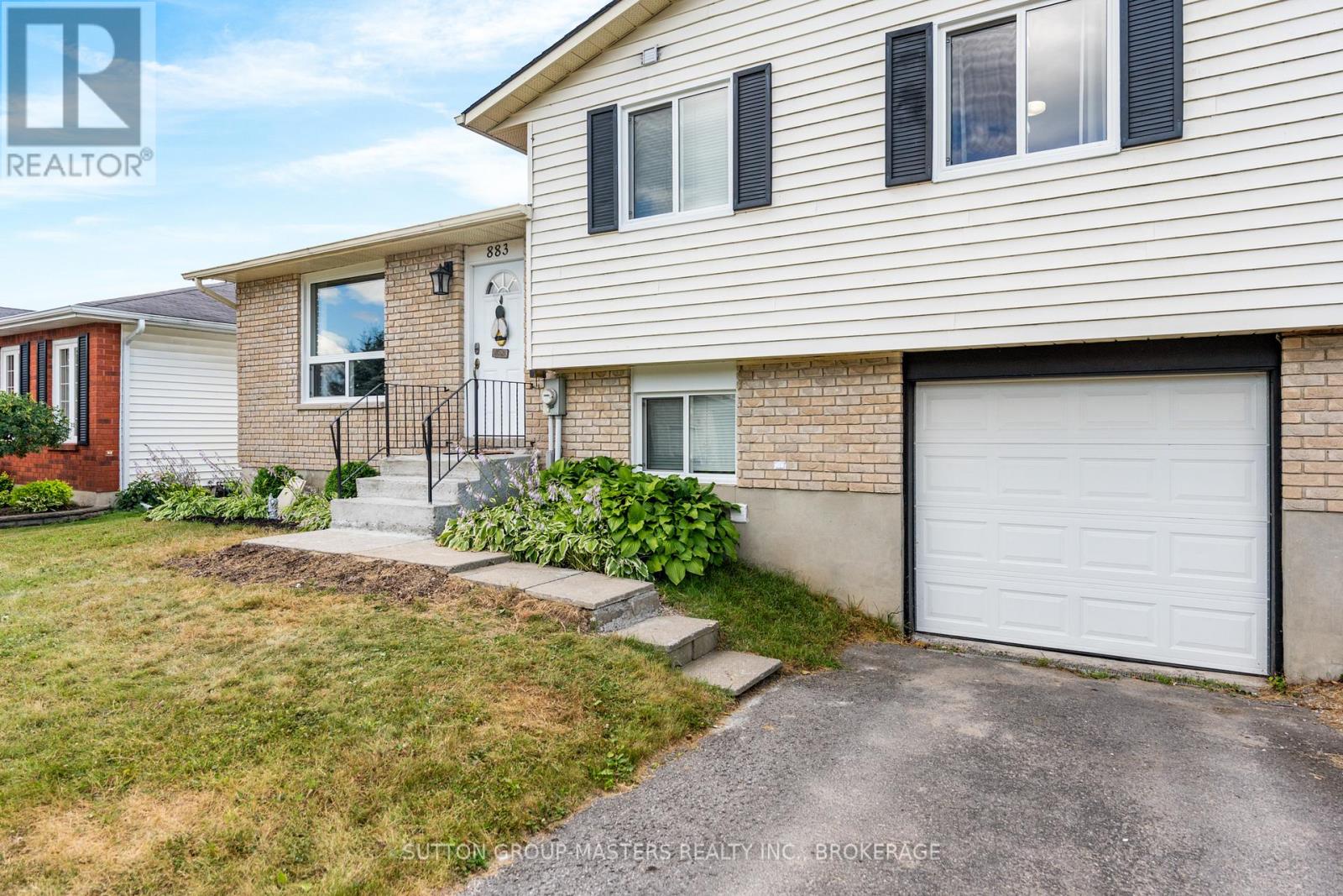 883 OLD COLONY ROAD
