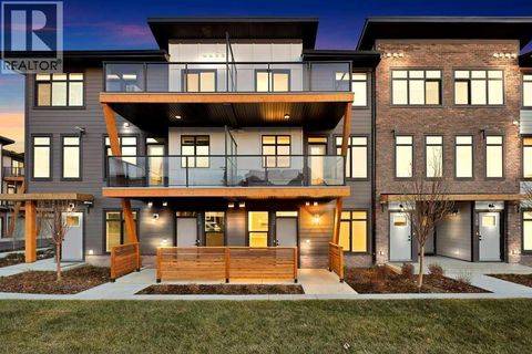 572 Seton Circle Calgary AB T3M3Y5