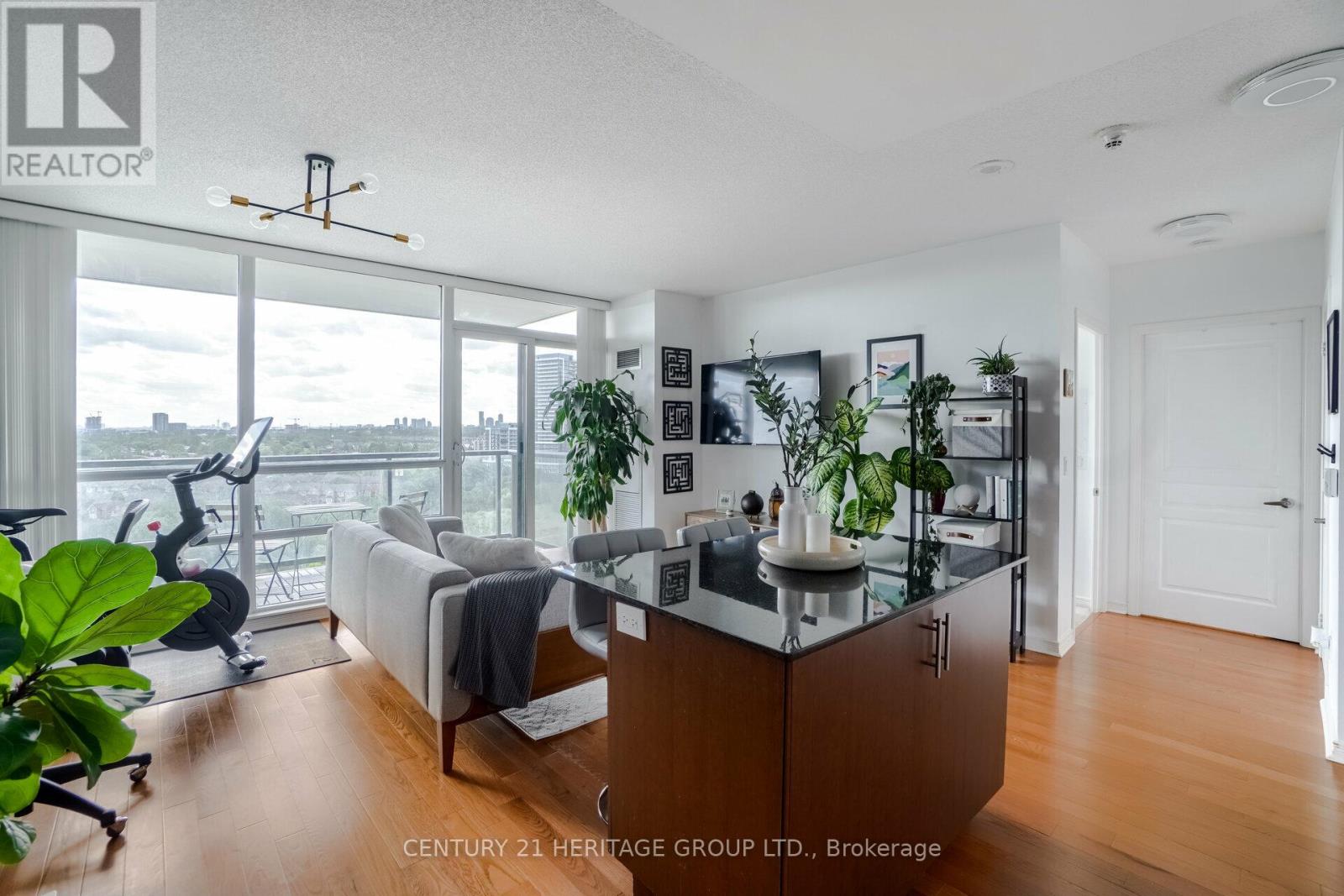 1503 - 15 LEGION ROAD