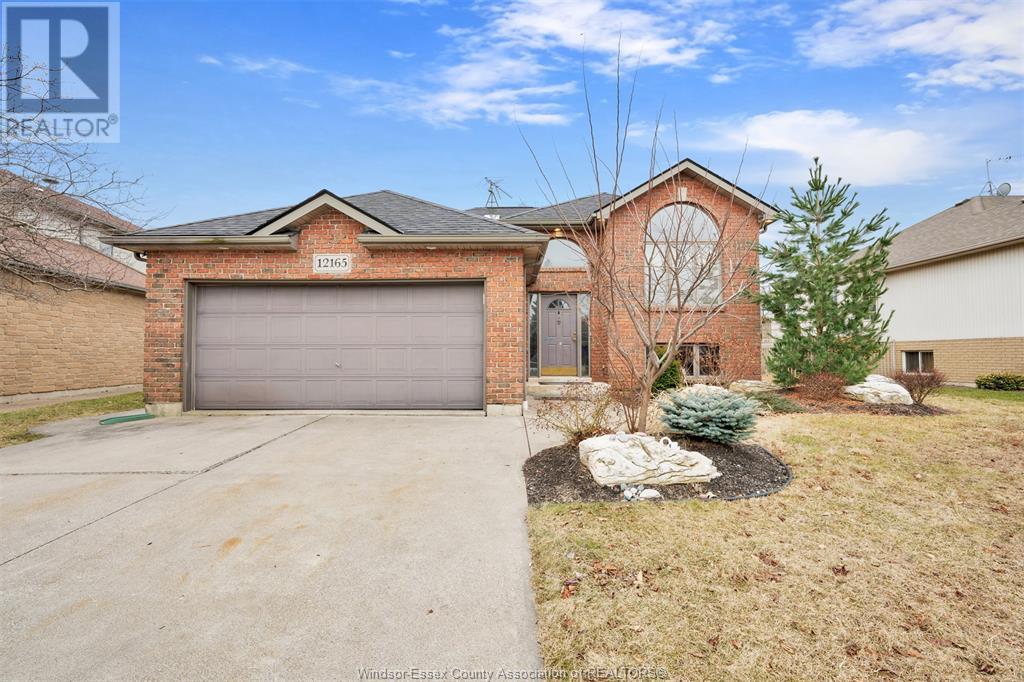 12165 Cranbrook Cres