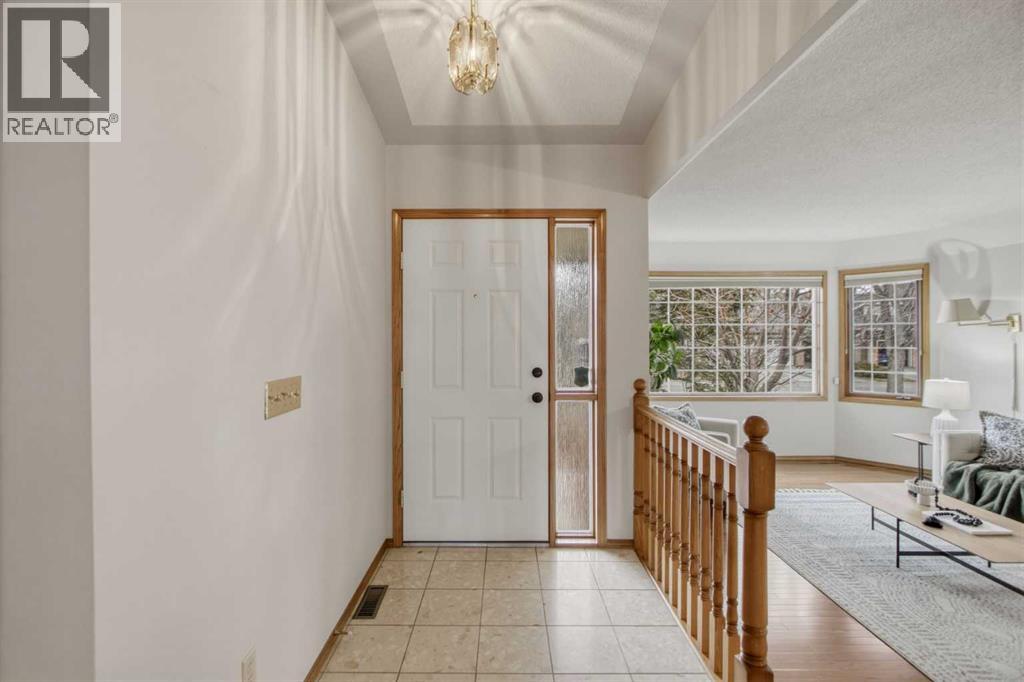 240 Varsity Estates Terrace NW