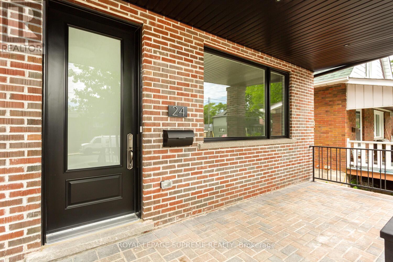24 YORK AVENUE