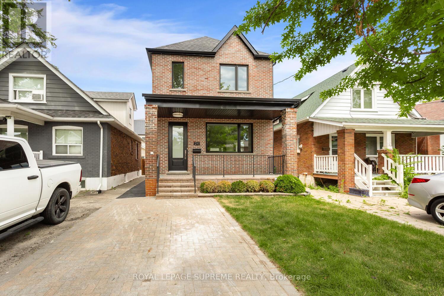24 YORK AVENUE