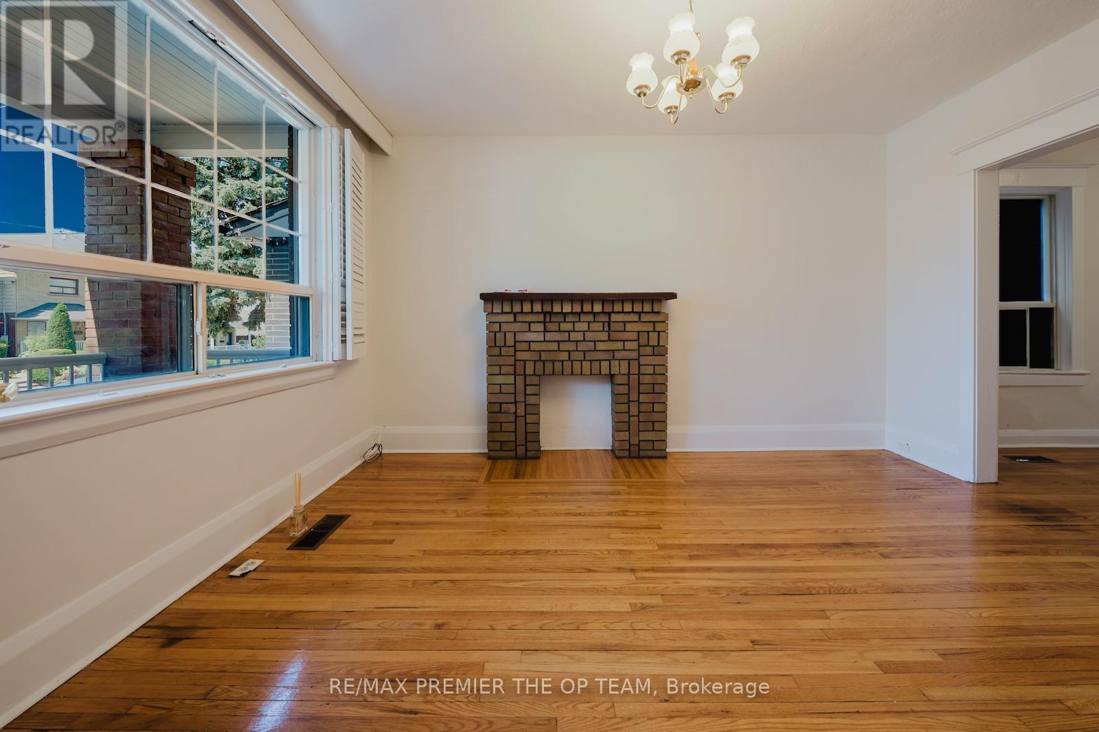 213 GILBERT AVENUE