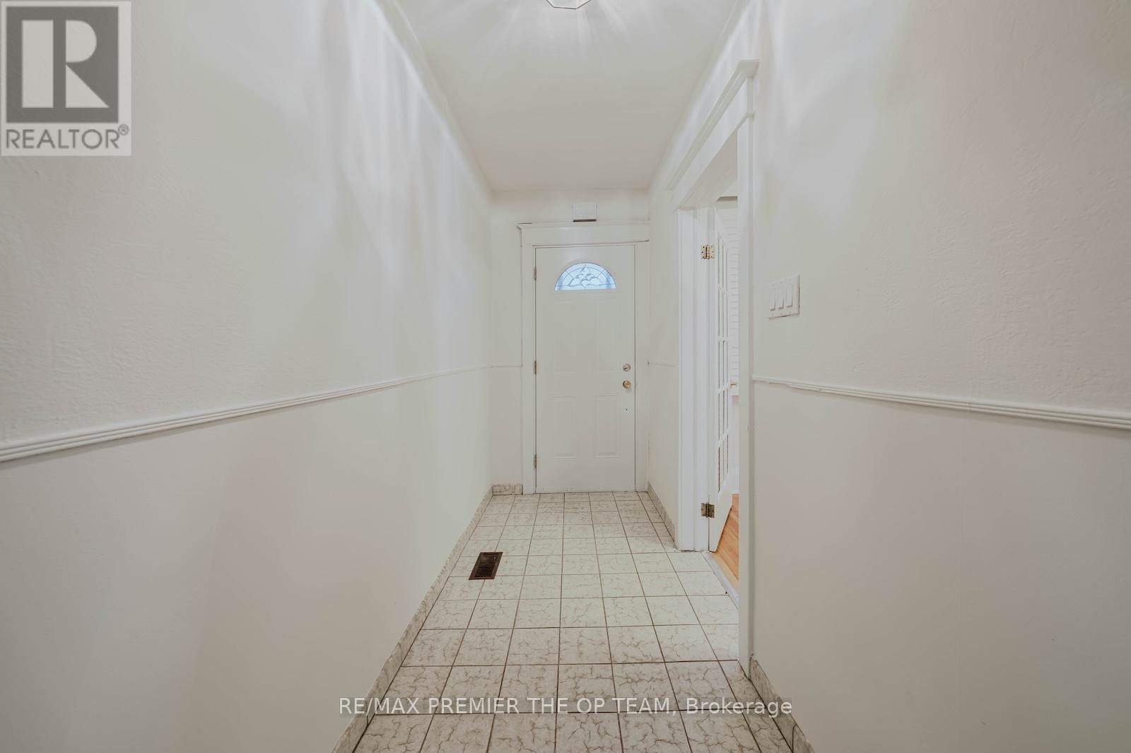 213 GILBERT AVENUE